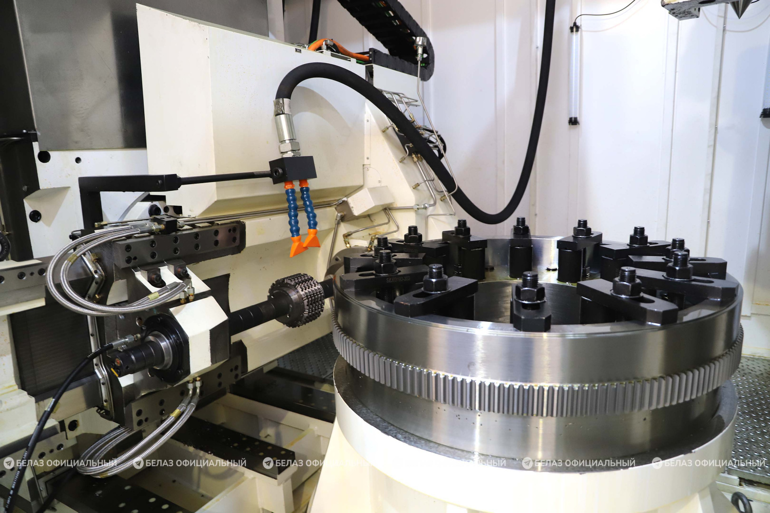 Новый уровень производительности: БЕЛАЗ модернизирует производство зубчатых колес Новый уровень производительности: БЕЛАЗ модернизирует производство зубчатых колес