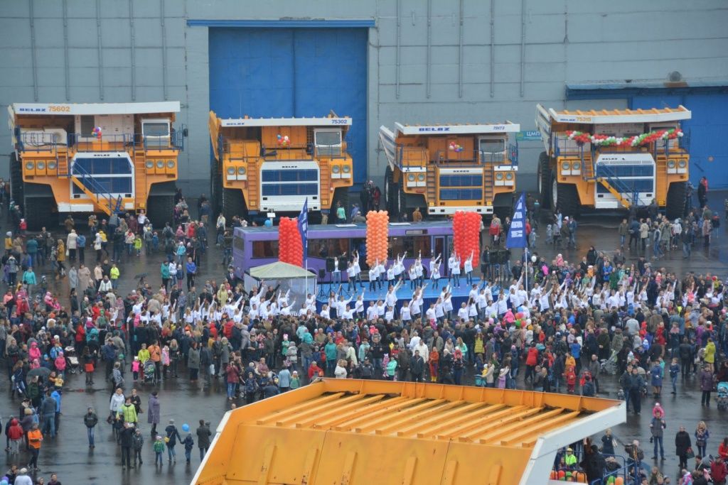 День открытых дверей на Белорусском автомобильном заводе