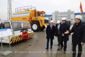 Делегация Чукотского автономного округа выразила интерес к карьерной технике БЕЛАЗ