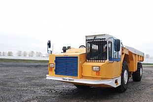 Самосвал шахтный МоАЗ-75840 Самосвал шахтный МоАЗ-75840