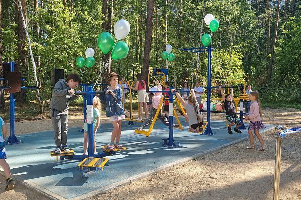 Спортивная площадка в городе Асбесте - подарок БЕЛАЗА