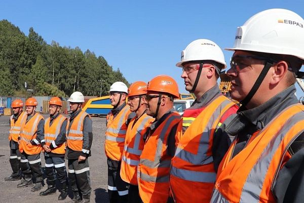 В Кузбассе и Хакасии запущены новые именные самосвалы БЕЛАЗ в преддверие Дня шахтера