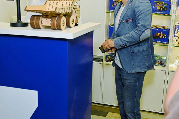 BELAZ становится ближе: в Кузбассе открылся первый фирменный магазин BELAZ Shop