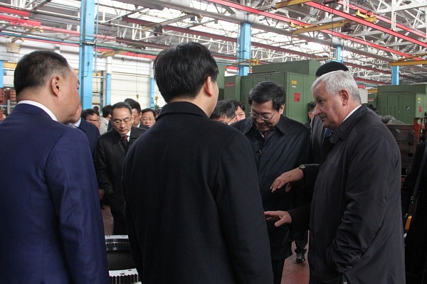 ОАО «БЕЛАЗ» посетила делегация провинции Хунань Китайской Народной Республики