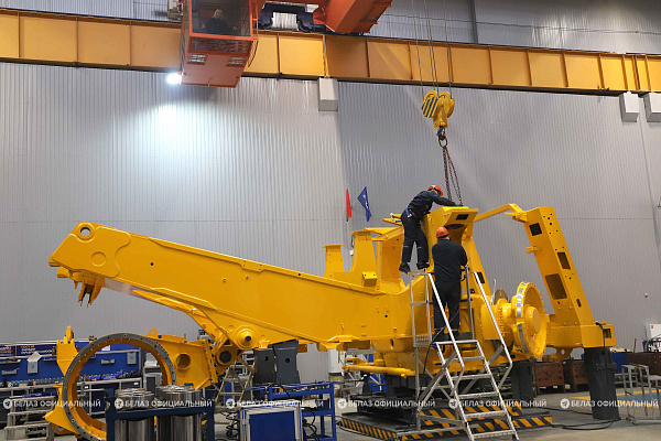 Инвестиции в будущее: БЕЛАЗ открыл модернизированный цех