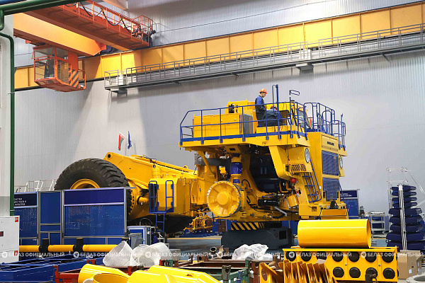 Инвестиции в будущее: БЕЛАЗ открыл модернизированный цех