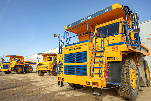 Впервые 55-тонные БЕЛАЗы вышли на дороги доломитового месторождения «Руба» Витебской области Беларуси