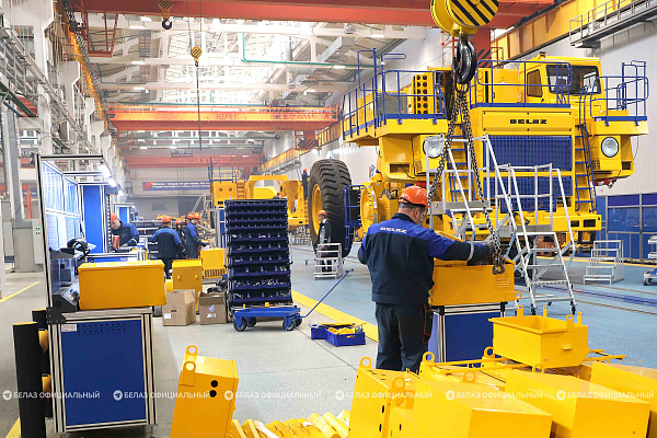 Инвестиции в будущее: БЕЛАЗ открыл модернизированный цех