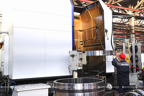 Новый уровень производительности: БЕЛАЗ модернизирует производство зубчатых колес